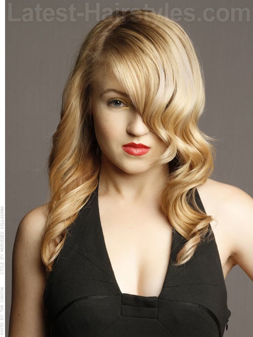 Modern Glamour Hollywood Look for Blonde Hair