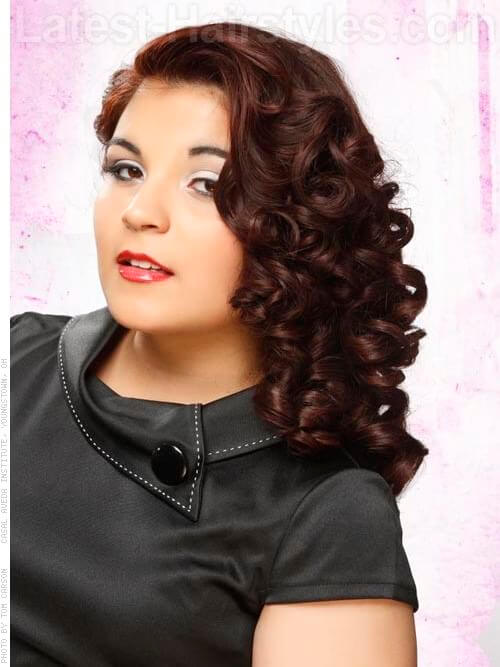 Adding curls to whatever hairstyle automatically makes it experience to a greater extent than glamorous in addition to set together Grab Your Hair Wand: 36 Curled Hairstyles to Try