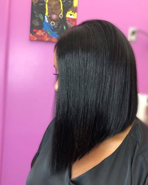 Bob hairstyles for dark women are fantabulous brusk haircuts of whatever texture 21 Sexiest Bob Haircuts for Black Women Right Now