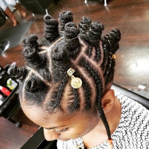 These trendy Bantu Knots are making a comeback amongst dark women who take hold natural xix Amazing Ways to Wear Bantu Knots