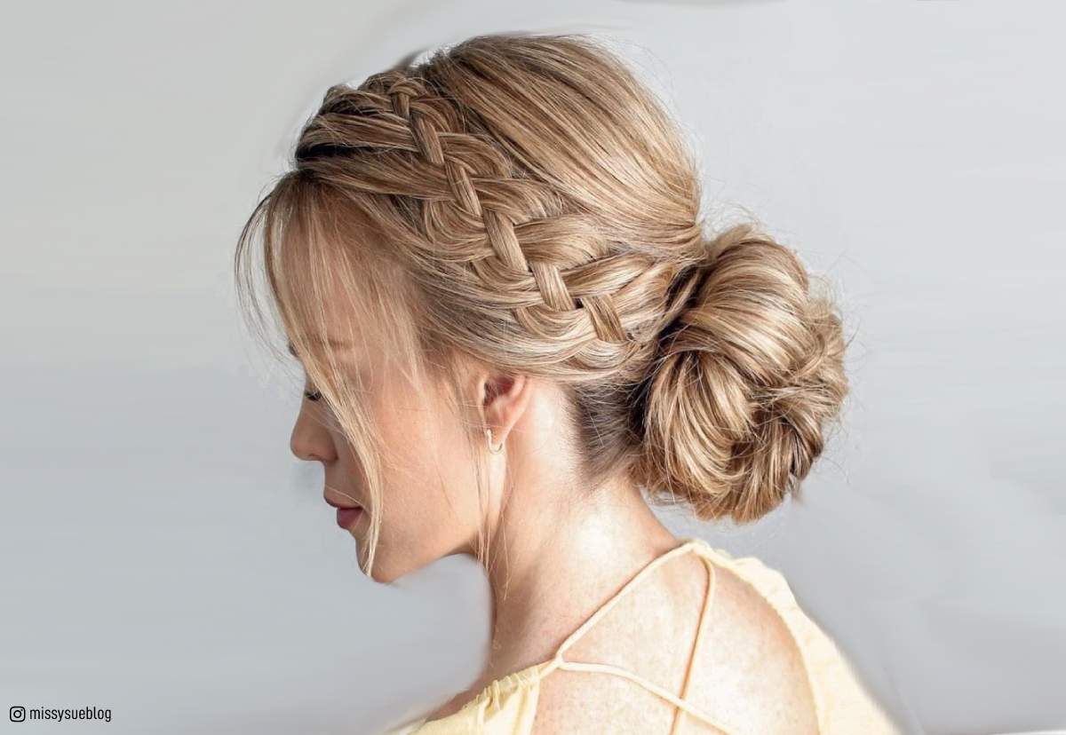 22 Cute  Easy Bun Hairstyles to Try in 2023