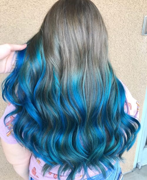 turning blend of bluish tones in addition to natural pilus colors that produces an amazingly contempor 25 Incredible Examples of Blue Ombre Hair Colors