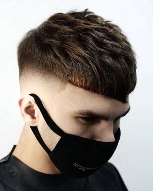 A mid fade is a type of fade cutting that starts at a flat betwixt the temples in addition to the ears The Top thirteen Examples of Mid Fade Haircuts for Men