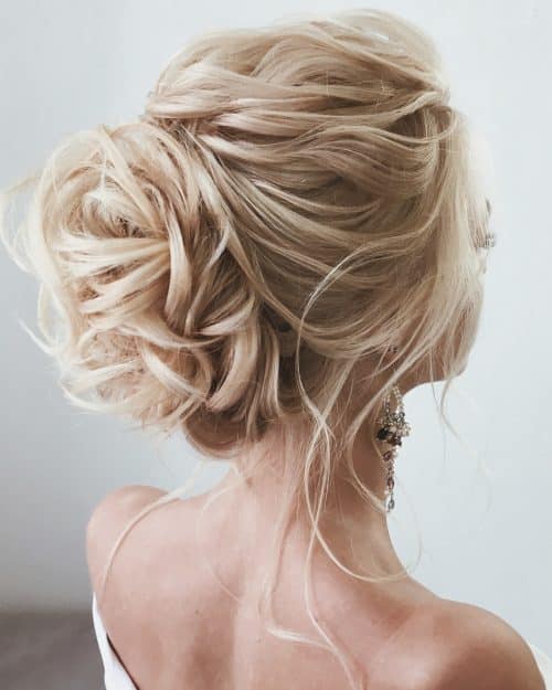 23 Cute Prom Hairstyles For 2020 Updos Braids Half Ups