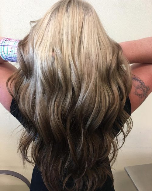 Take your unnatural or natural blonde color to the side past times side story amongst 1 of these pop bl 28 Top Blonde Ombre Hair Color Ideas