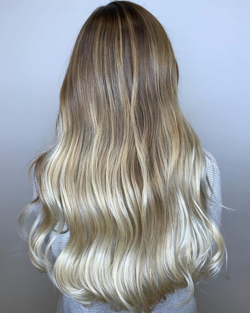 A brownish to blonde pilus color is a color melt that features shades of both brownish as well as blonde fifteen Impressive Brown to Blonde Hair Color Ideas