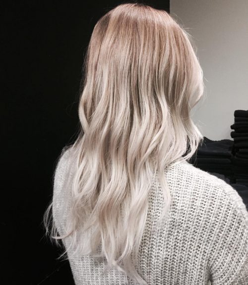 Take your unnatural or natural blonde color to the side past times side story amongst 1 of these pop bl 28 Top Blonde Ombre Hair Color Ideas