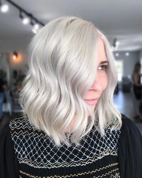 Blonde balayage highlights is a pop pilus coloring technique that requires a colorist t twenty Blonde Balayage Hair Color Ideas for Your Next Appointment