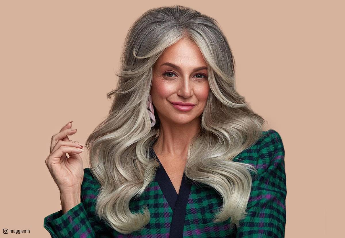 29 Most Flattering Long Hairstyles for Women Over 40 photo pic