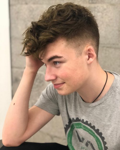 Undercut hairstyles for men are a modern version of a pomp as well as a quiff 24 New Undercut Hairstyles For Men You Have to See Right Now