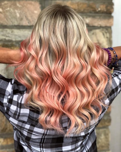 Take your unnatural or natural blonde color to the side past times side story amongst 1 of these pop bl 28 Top Blonde Ombre Hair Color Ideas