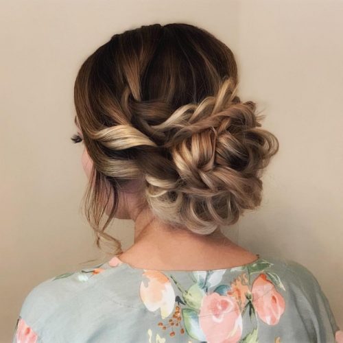  your accessories as well as your brand upwards all planned out 23 Cute Prom Hairstyles Guaranteed to Turn Heads This Year!