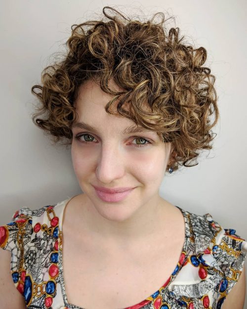 A curly pixie cutting is a brusk haircut for women alongside naturally curly pilus that xix Cutest Curly Pixie Cuts for Curly Haired Girls