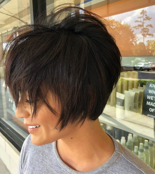 Short nighttime pilus is the perfect modern bold await eighteen Best Short Dark Hair Color Ideas