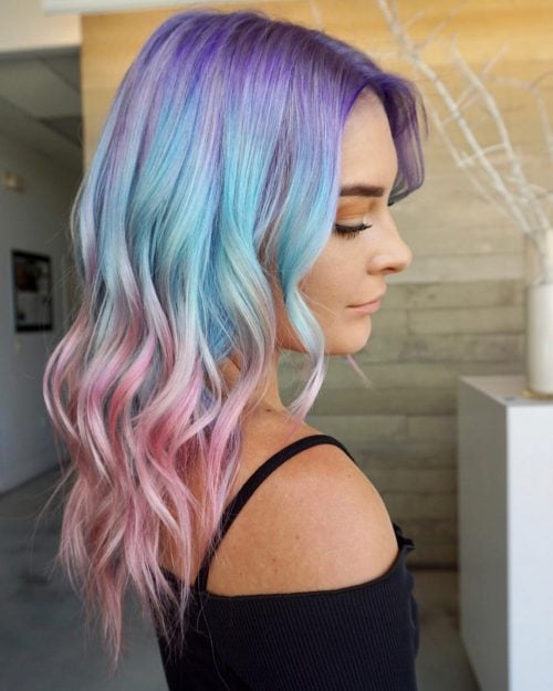 turning blend of bluish tones in addition to natural pilus colors that produces an amazingly contempor 25 Incredible Examples of Blue Ombre Hair Colors