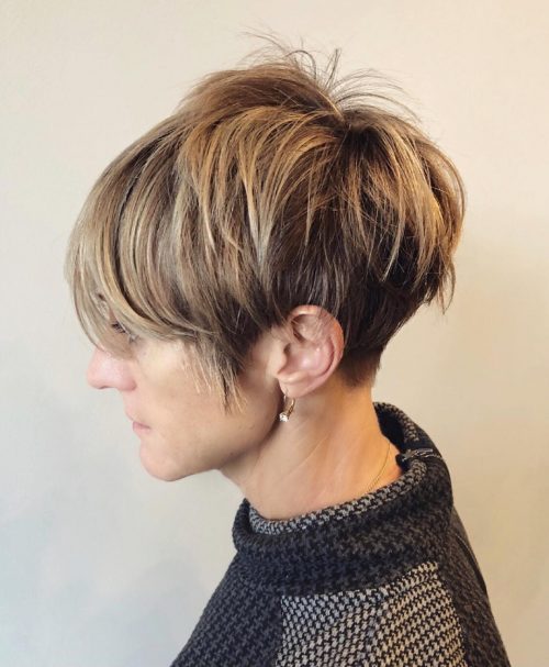 19 Best Short Hair With Highlights To Show Your Colorist In 2020
