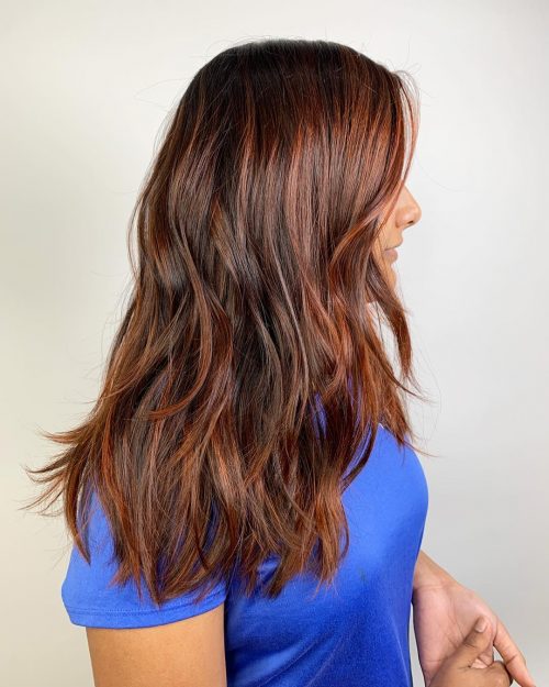 A nighttime brownish balayage is a pilus color characterized past times softer xiii Gorgeous Examples of Dark Brown Balayage Hair Colors