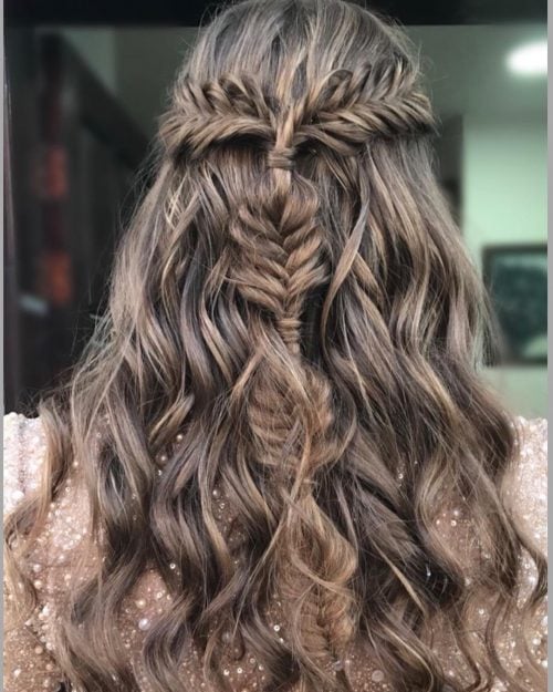  There are tons of glamorous together with fun ways to apparel your pilus downward for whatever occasion 22 Perfectly Gorgeous Down Hairstyles for Prom