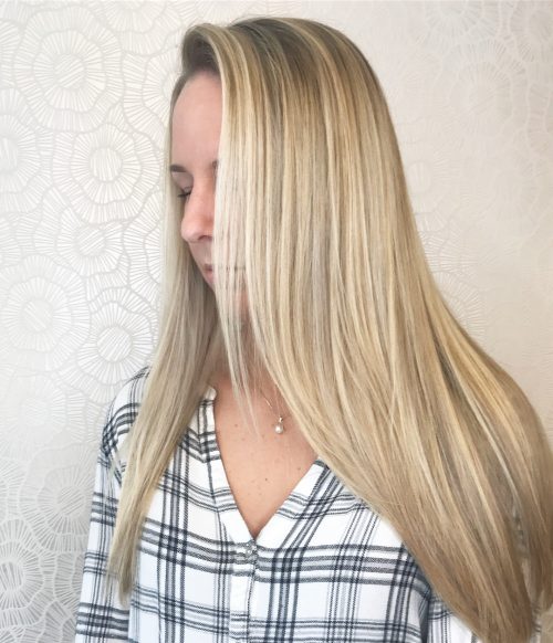  We guide hold pose together our top favorite long blonde pilus ideas to inspire your side yesteryear side bombshe thirty Long Blonde Hair Ideas – Bombshell Alert!