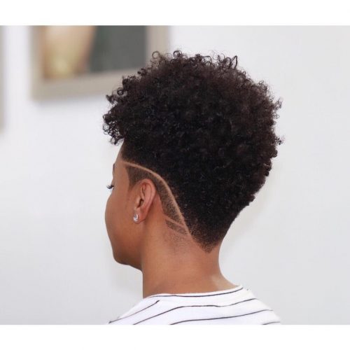 re gear upwardly to accept a pause from relaxers together with laissez passer on yourself a large chop These nineteen Short Natural Hairstyles Are Totally Trending