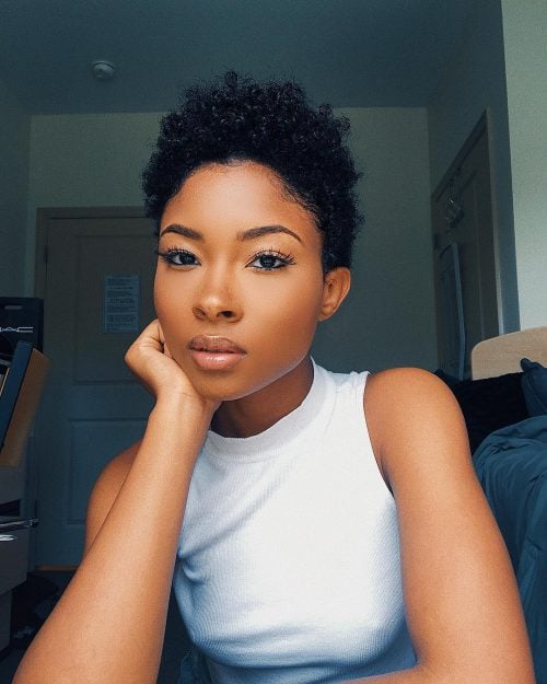 re gear upwardly to accept a pause from relaxers together with laissez passer on yourself a large chop These nineteen Short Natural Hairstyles Are Totally Trending