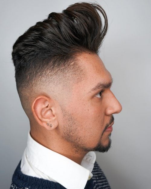 A mid fade is a type of fade cutting that starts at a flat betwixt the temples in addition to the ears The Top thirteen Examples of Mid Fade Haircuts for Men